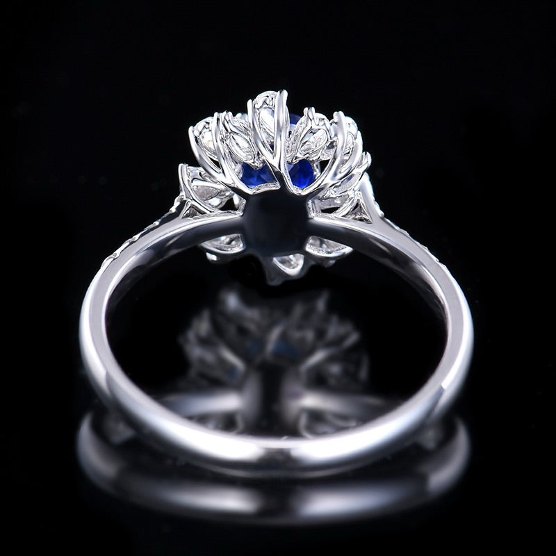 Natural Sapphire Ring with brilliant cut only 1 piece design