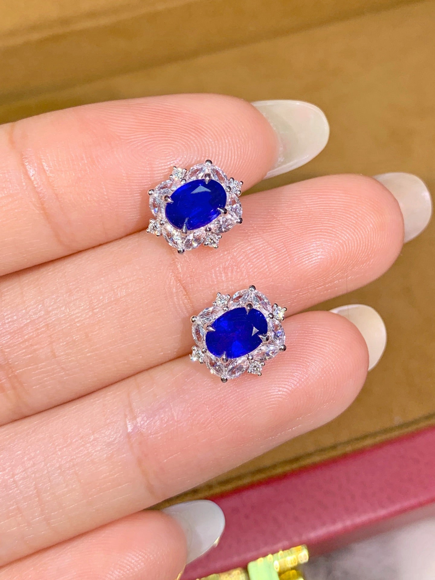 Natural Sapphire Earring Stud