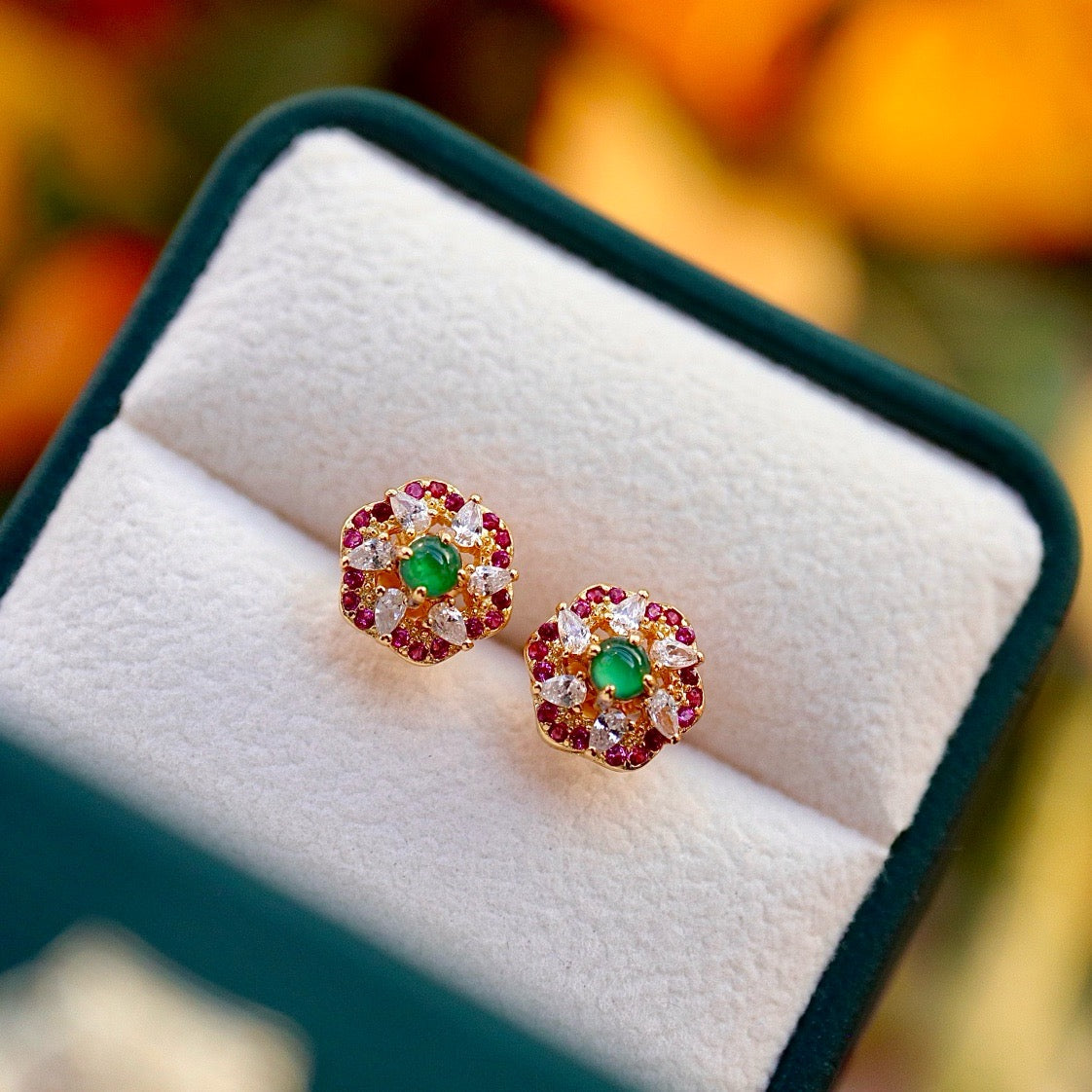 Natural Chrysoprasus vivid green flowershape earrings