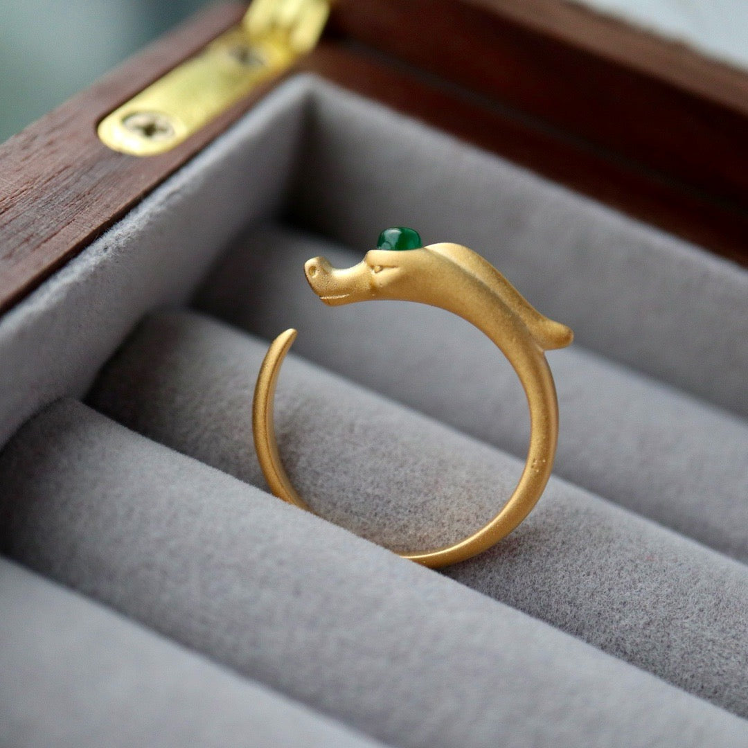 Dragon shape natural Chrysoprasus Ring