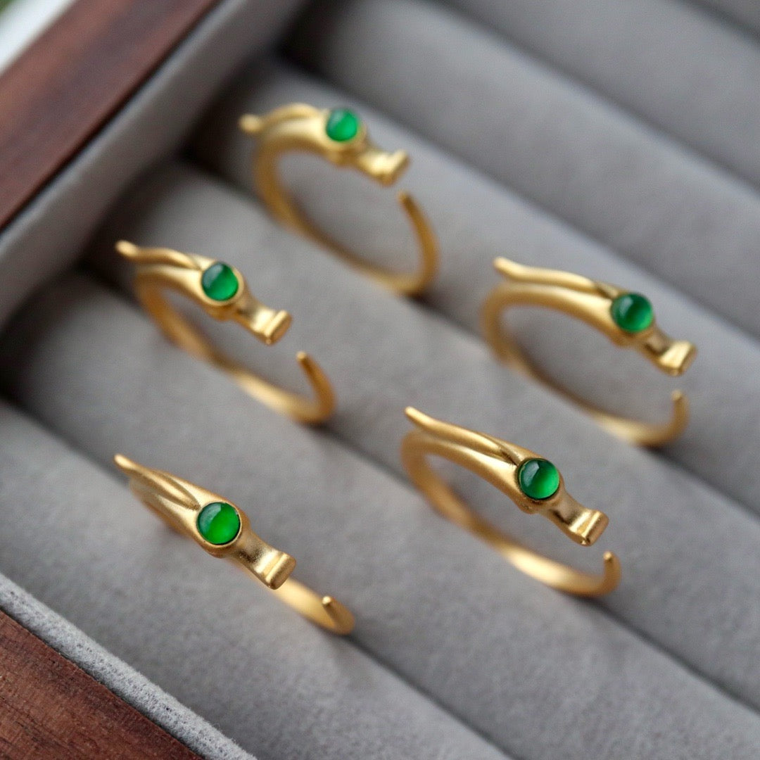 Dragon shape natural Chrysoprasus Ring