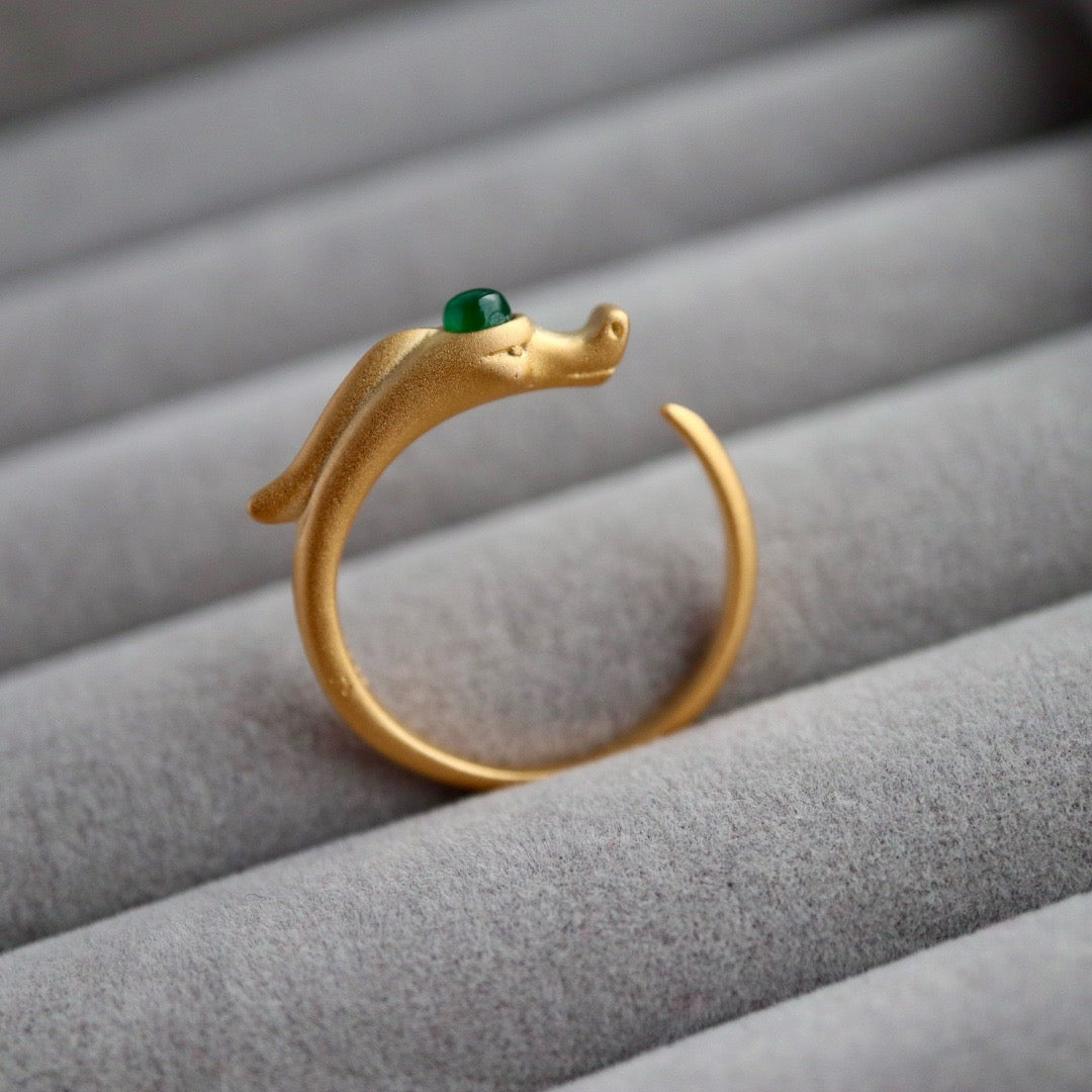 Dragon shape natural Chrysoprasus Ring