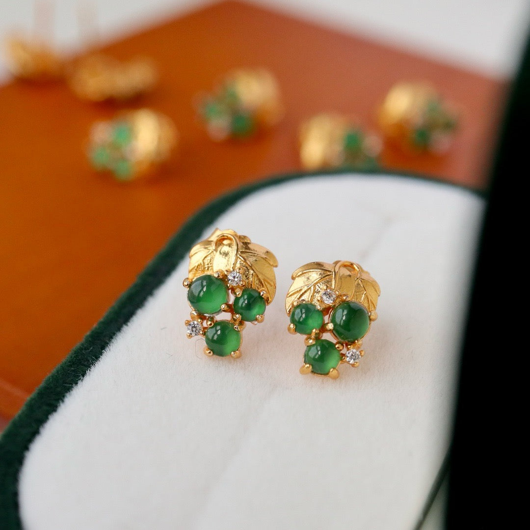 Grape shape natural Chrysoprasus earrings