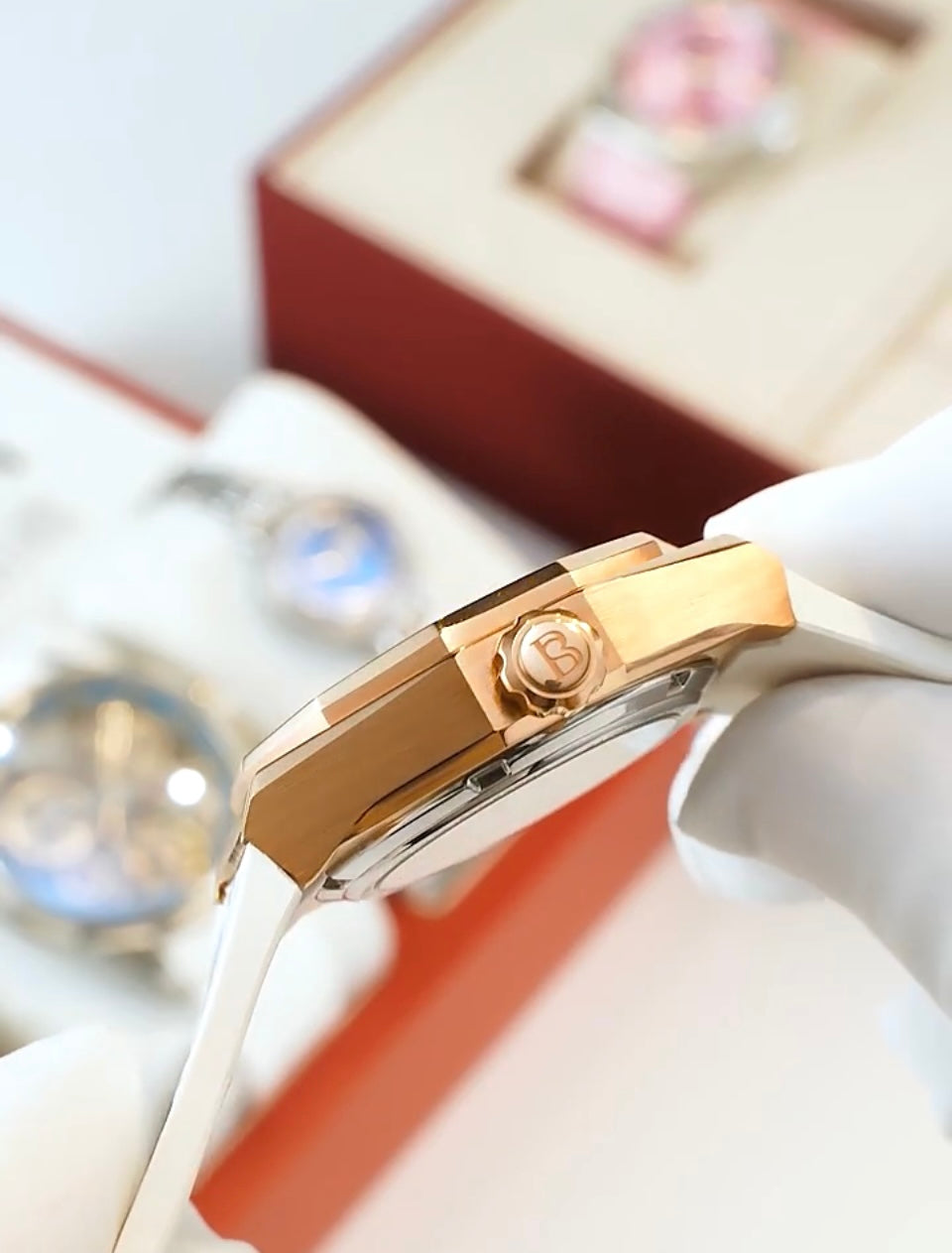 HOTTEST BONEST GATTI fashionable and Luxury elegance watch for Lady
