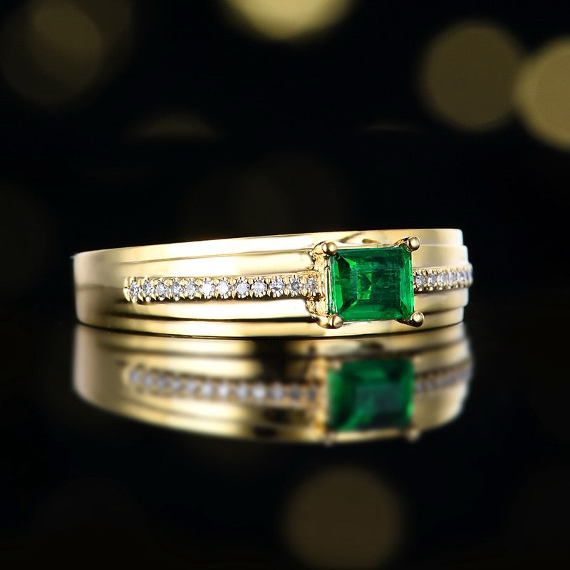 Nature Afghanistan emerald ring with wide ring band