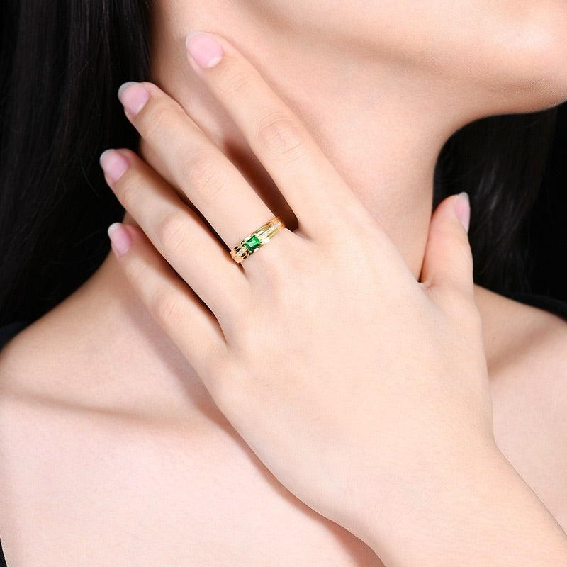 Nature Afghanistan emerald ring with wide ring band