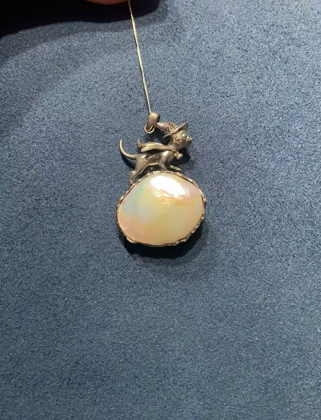 One-of-kind Vintage 925 Sterling Silver Wizard Cat Pendant Necklace | Natural Iridescent Gemstone Hand Bezel Set Witchy Jewelry