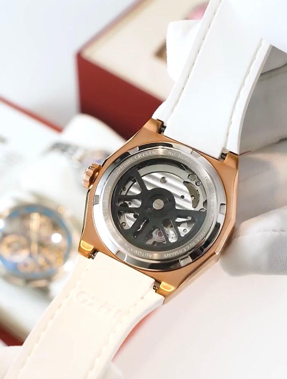 HOTTEST BONEST GATTI fashionable and Luxury elegance watch for Lady