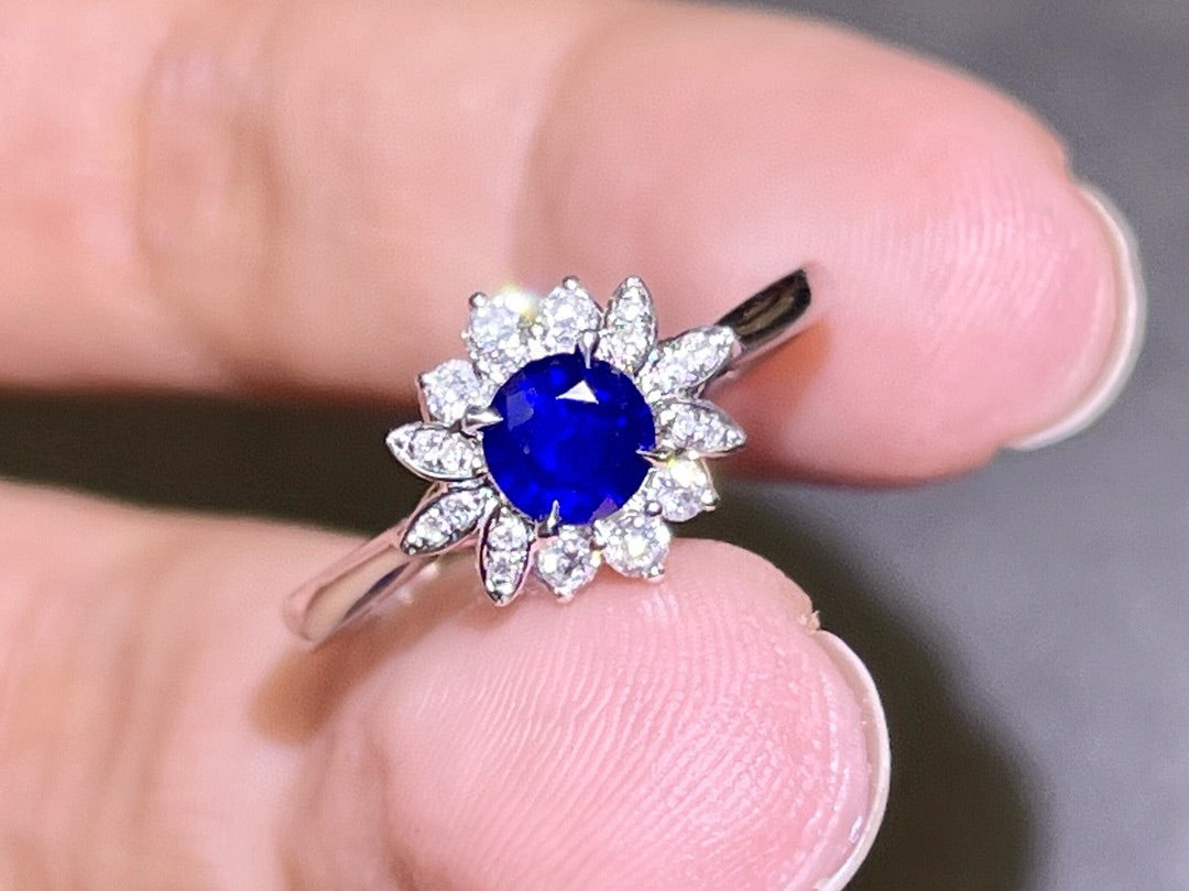 Sunflower design natural Sapphire  Ring(only 1 stock)