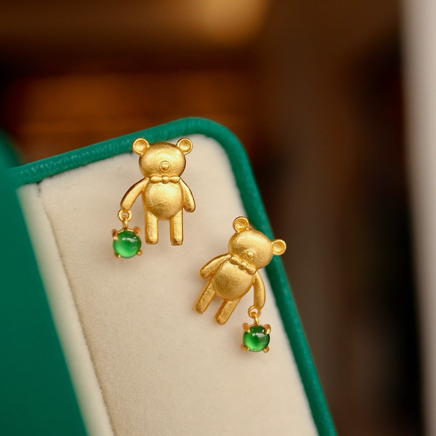 Bear Shape Natural Chrysoprase Jadeite Earring