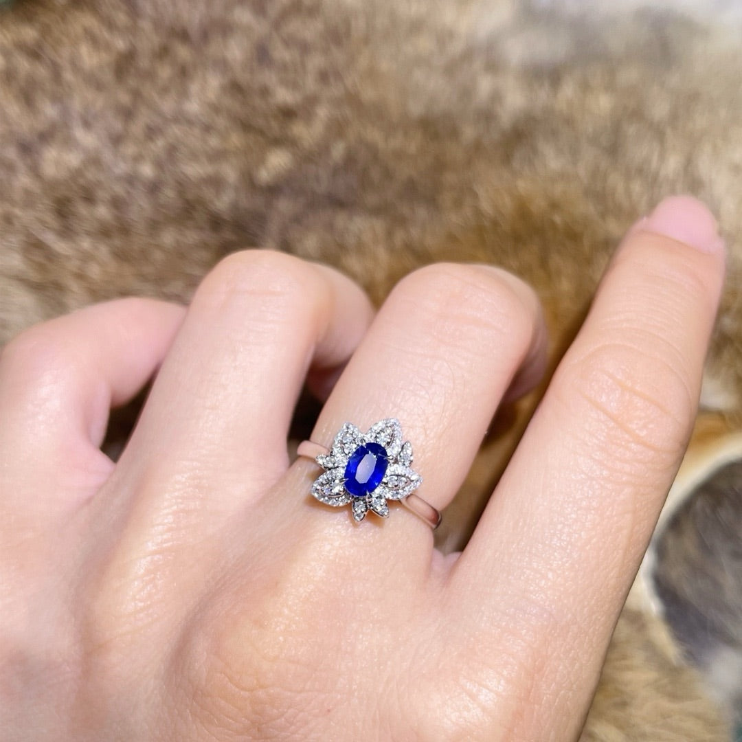 Maple leaf shape natural sapphire ring( Ring Size is customization)