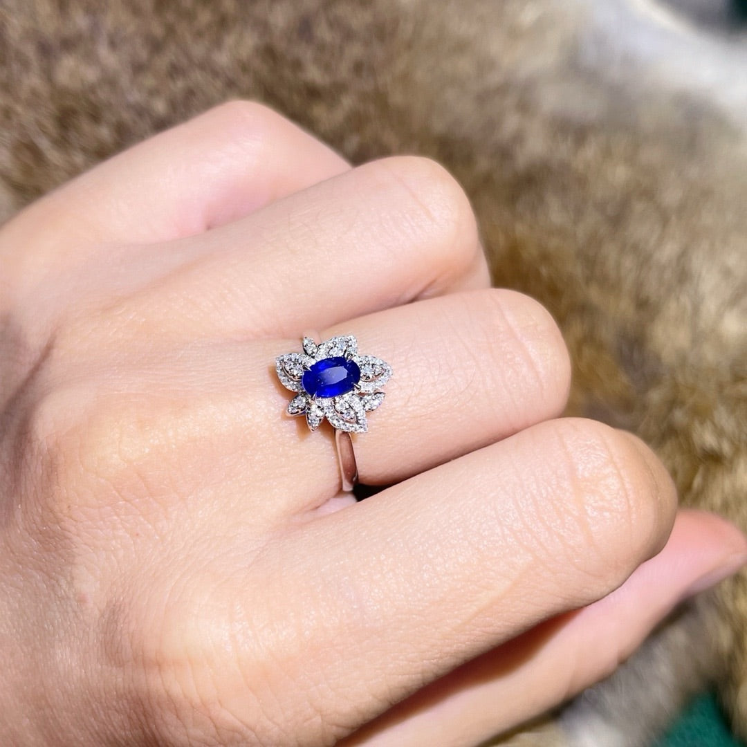 Maple leaf shape natural sapphire ring( Ring Size is customization)
