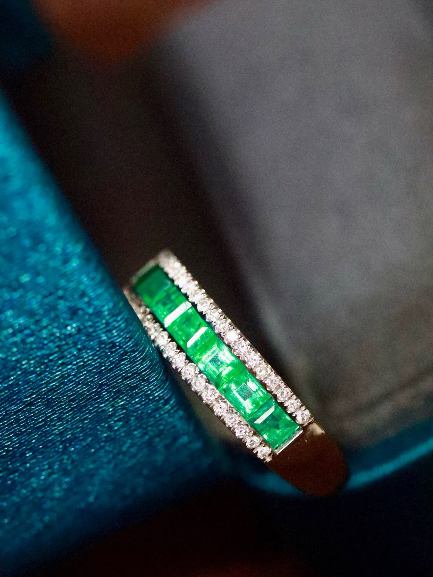 New Arrival – Emerald Band Ring