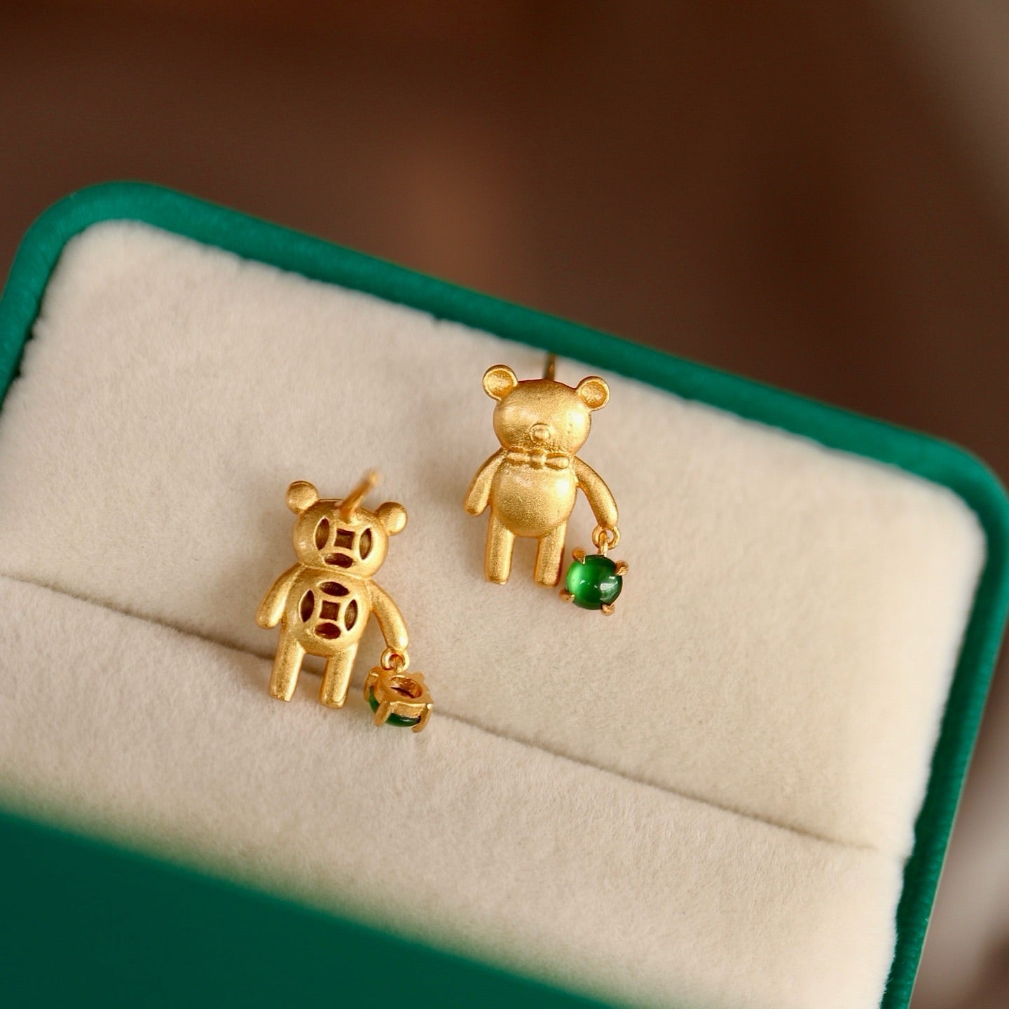Bear Shape Natural Chrysoprase Jadeite Earring