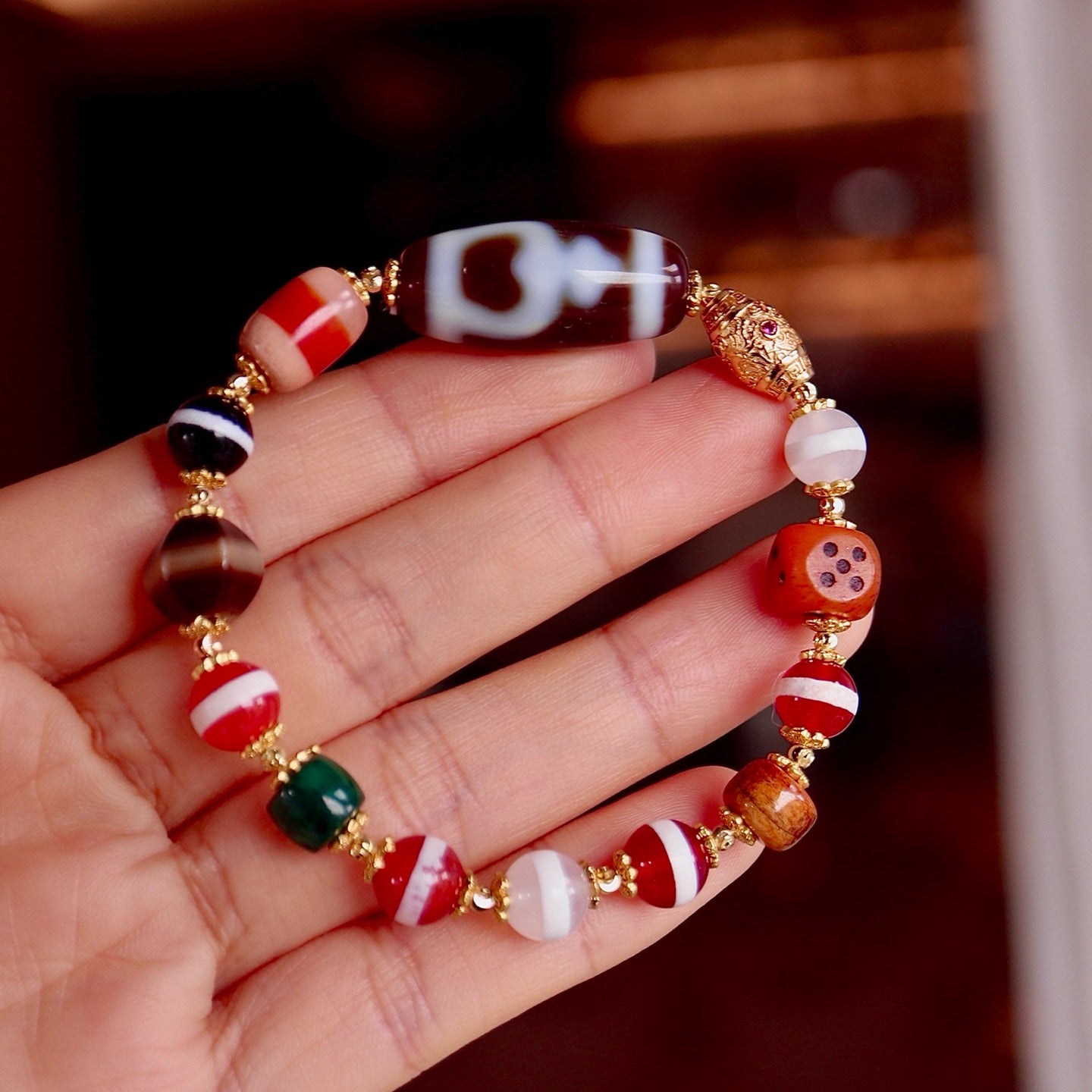 Natural Tibet Qu Gong treasure Vase Sky Pearl Bracelet