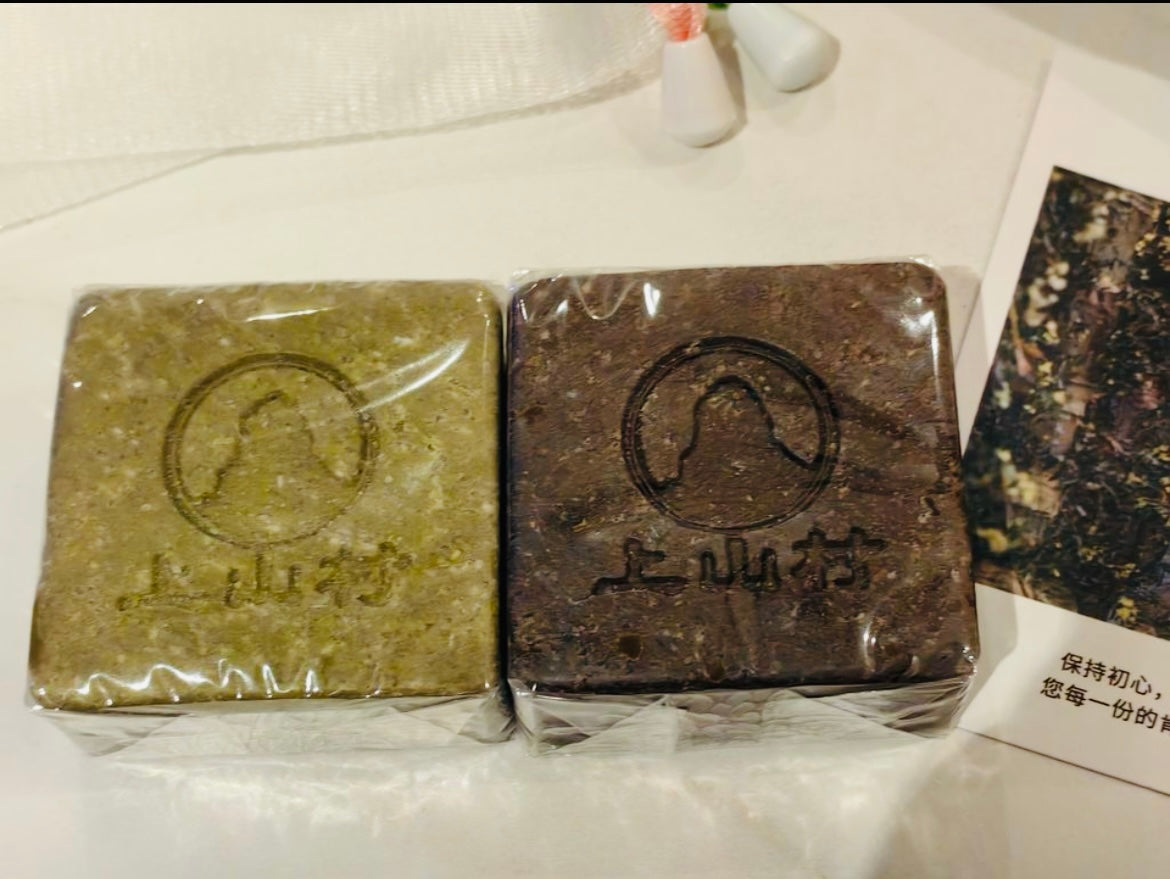 Ginseng Pine Shampoo Soap (Green Handmade Soap)and Ginseng And Rehmannia Shampoo Soap (Black Handcrafted Soap) (Copy)