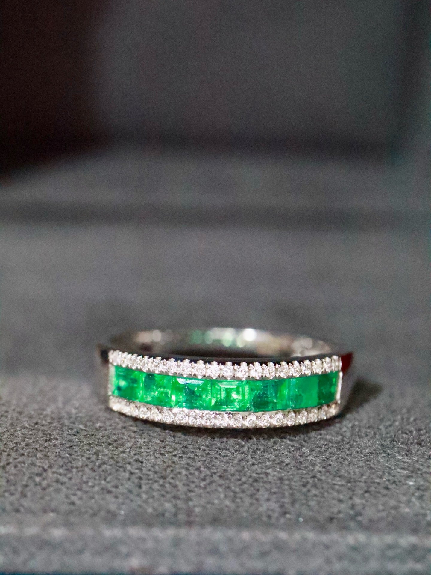 New Arrival – Emerald Band Ring