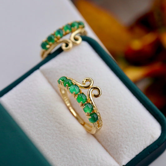 Natural Chrysoprasus Ring with Golden Hop shape