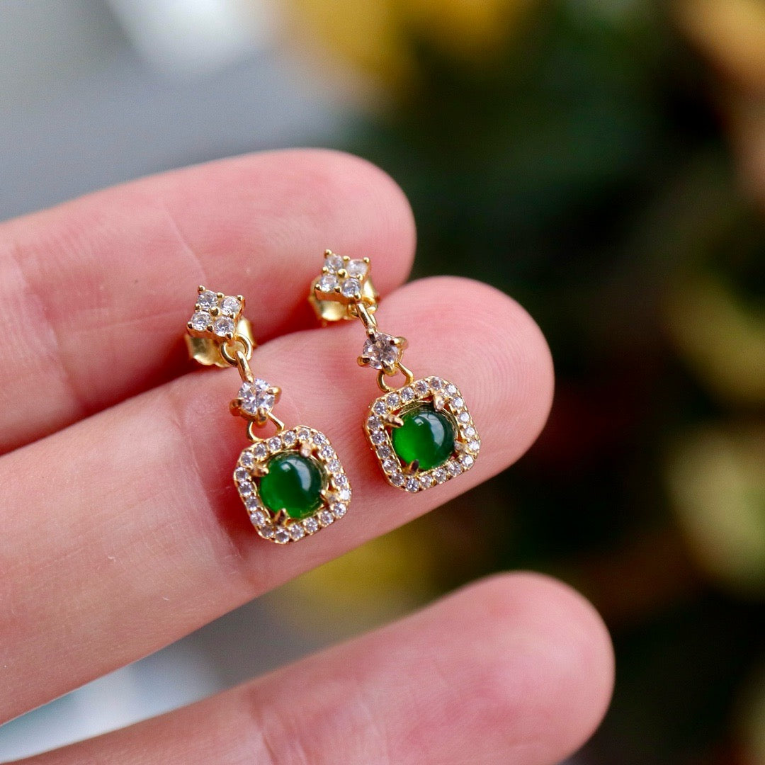 Natural Vivid Chrysoprasus  drop shape Earrings