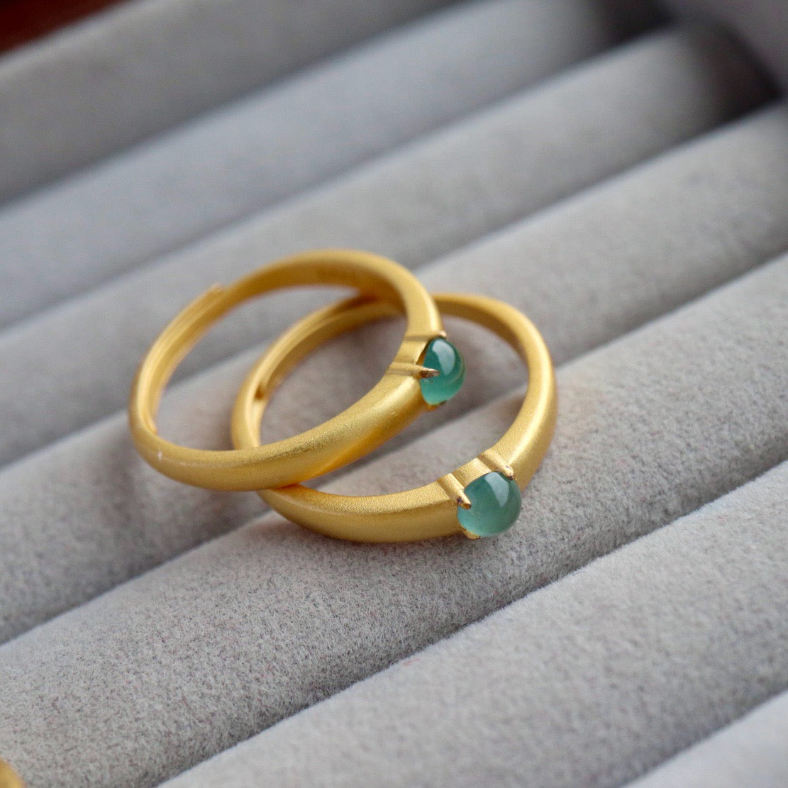 Natural Chrysoprasus Ring with classic traditional Chinese handcrafted design