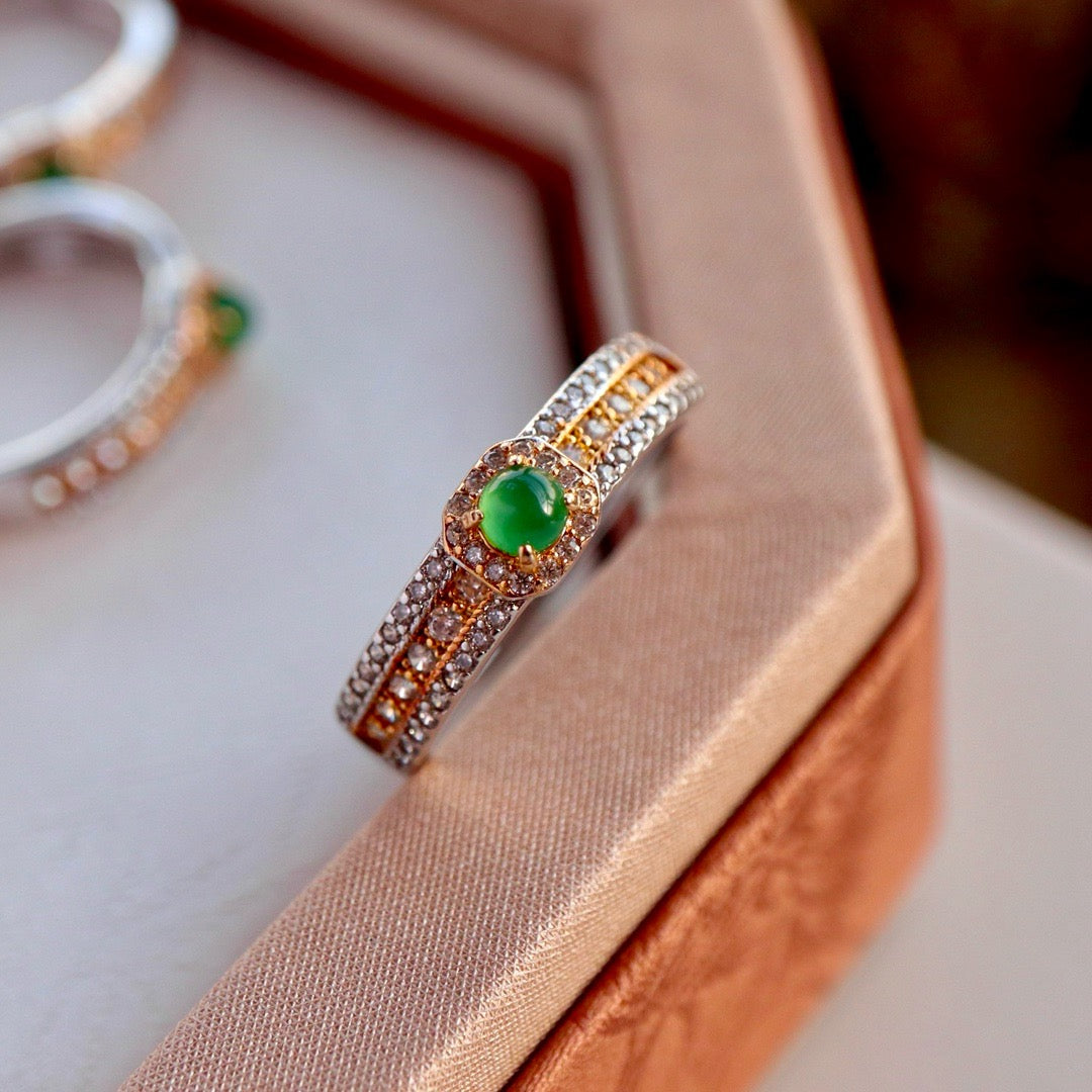 Natural Chrysoprasus Ring Luxury Band