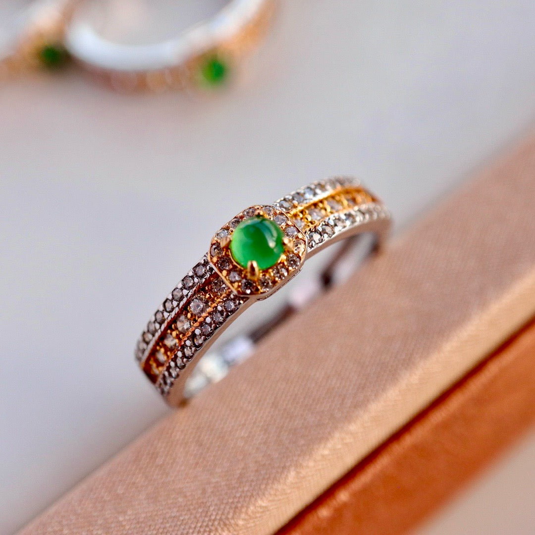 Natural Chrysoprasus Ring Luxury Band