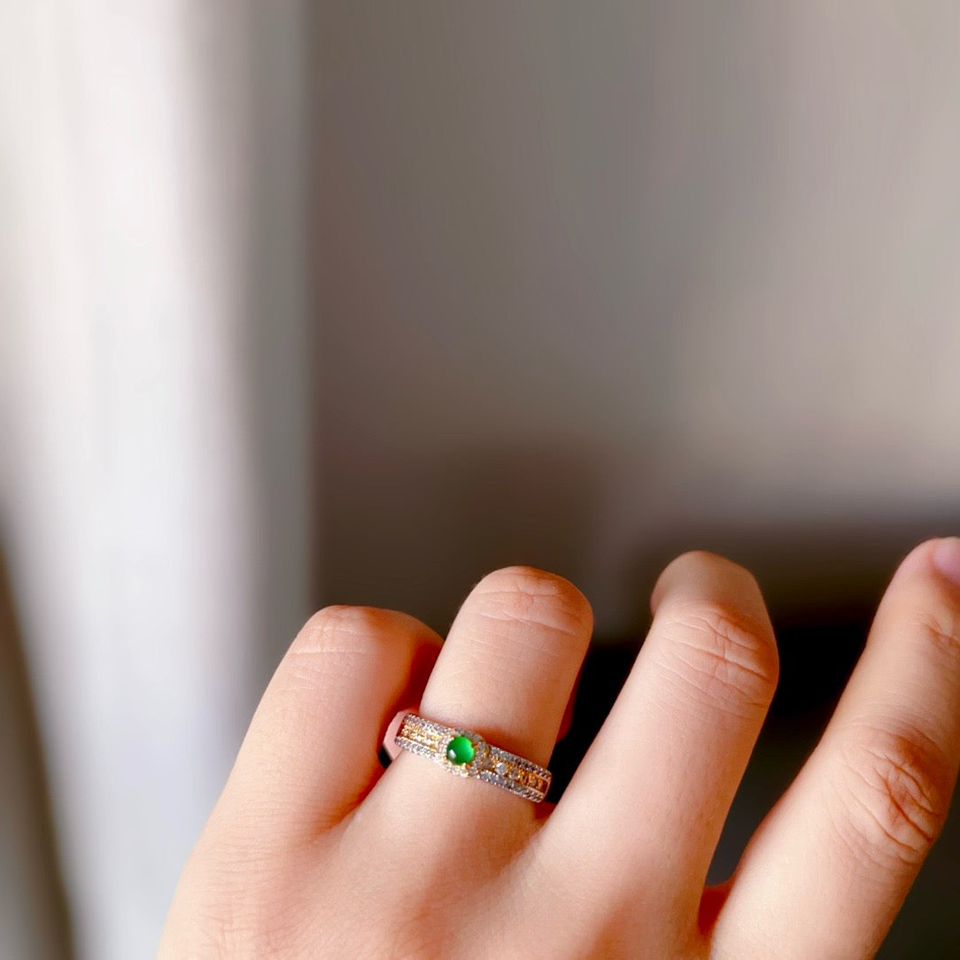 Natural Chrysoprasus Ring Luxury Band
