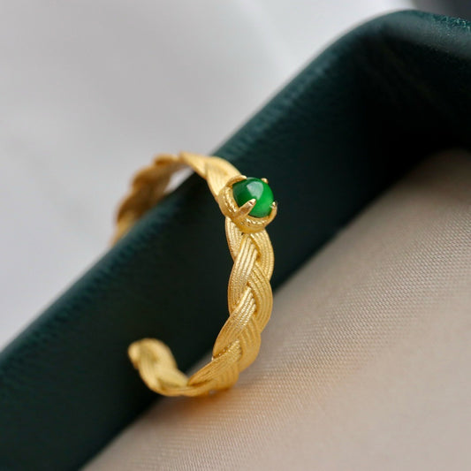 Natural Vivid green Chrysoprasus Ring