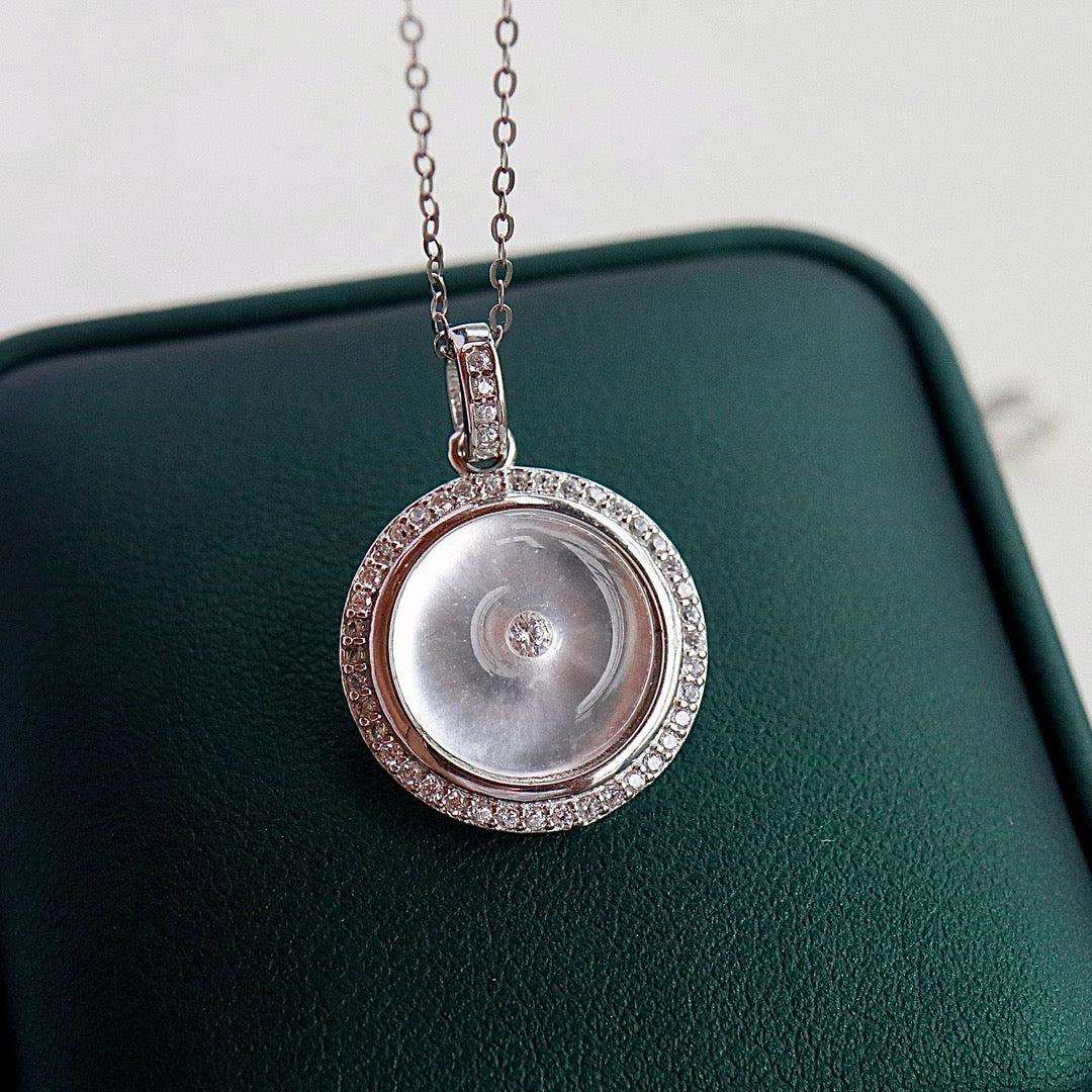 Natural  Chrysoprasus clean Crystal necklace