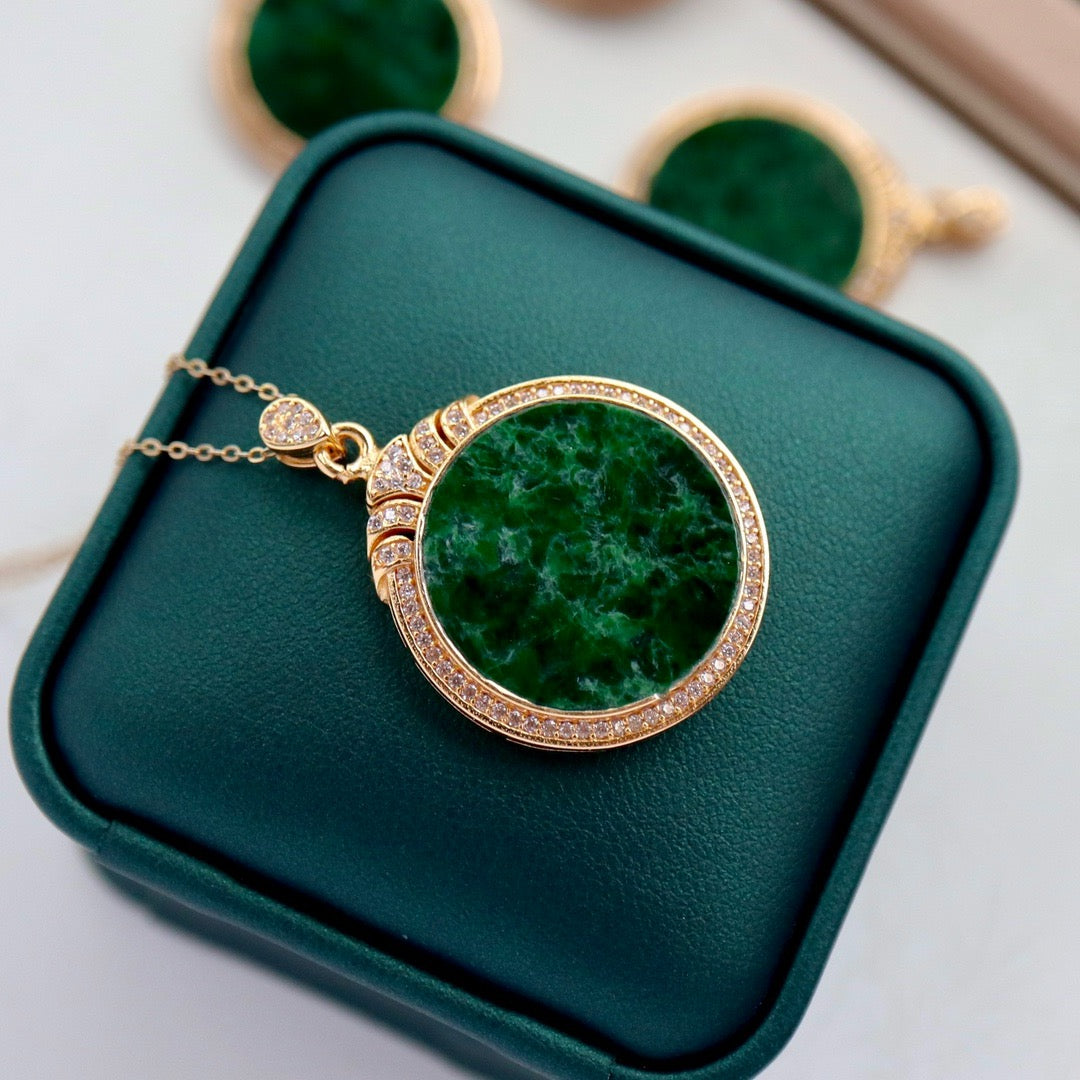 Natural Special Textures Chrysoprasus necklace