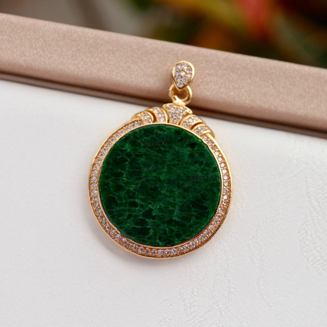 Natural Special Textures Chrysoprasus necklace
