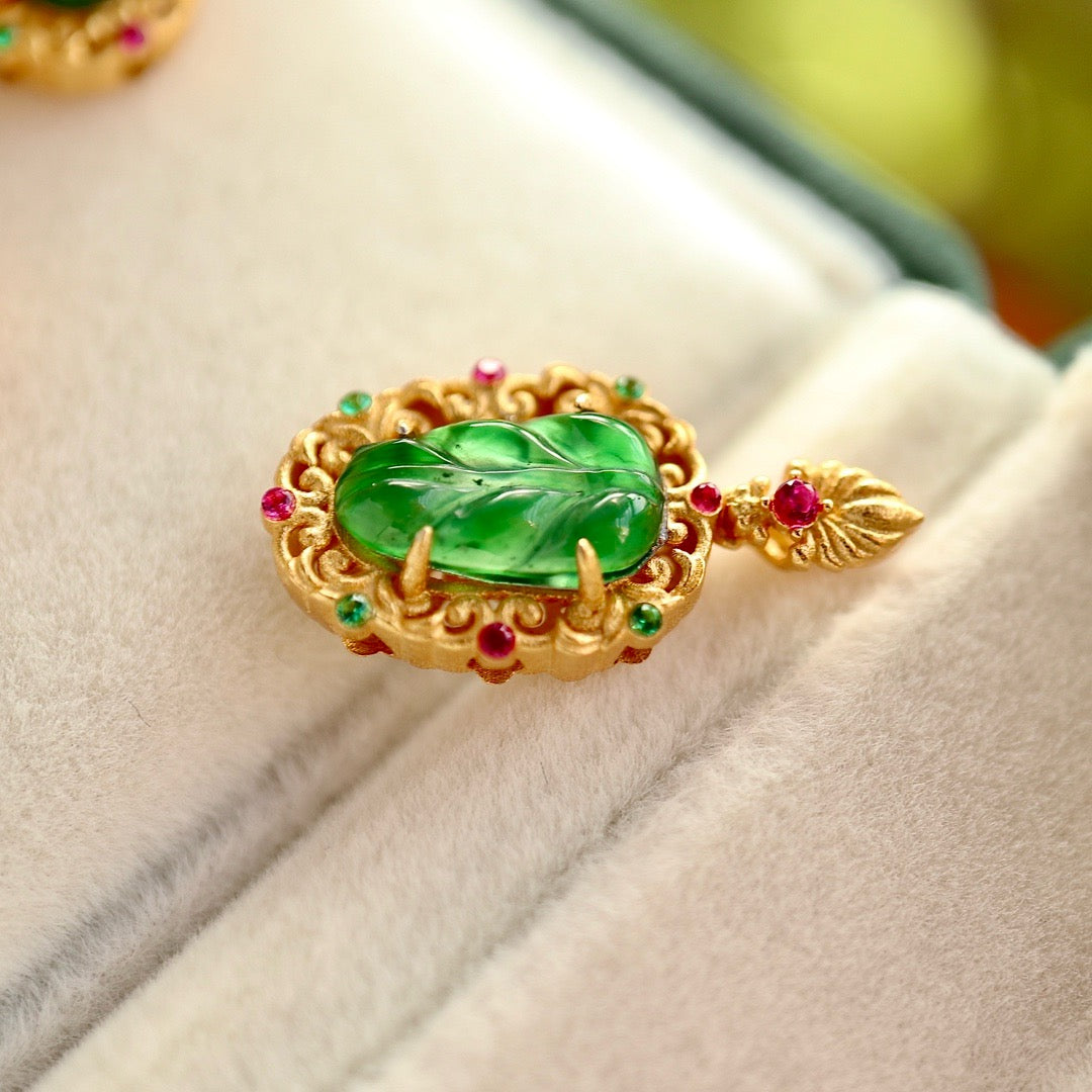 Tree leave shape natural Chrysoprasus necklace