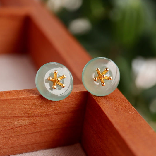 Clear Purely Jade earrings with round shape